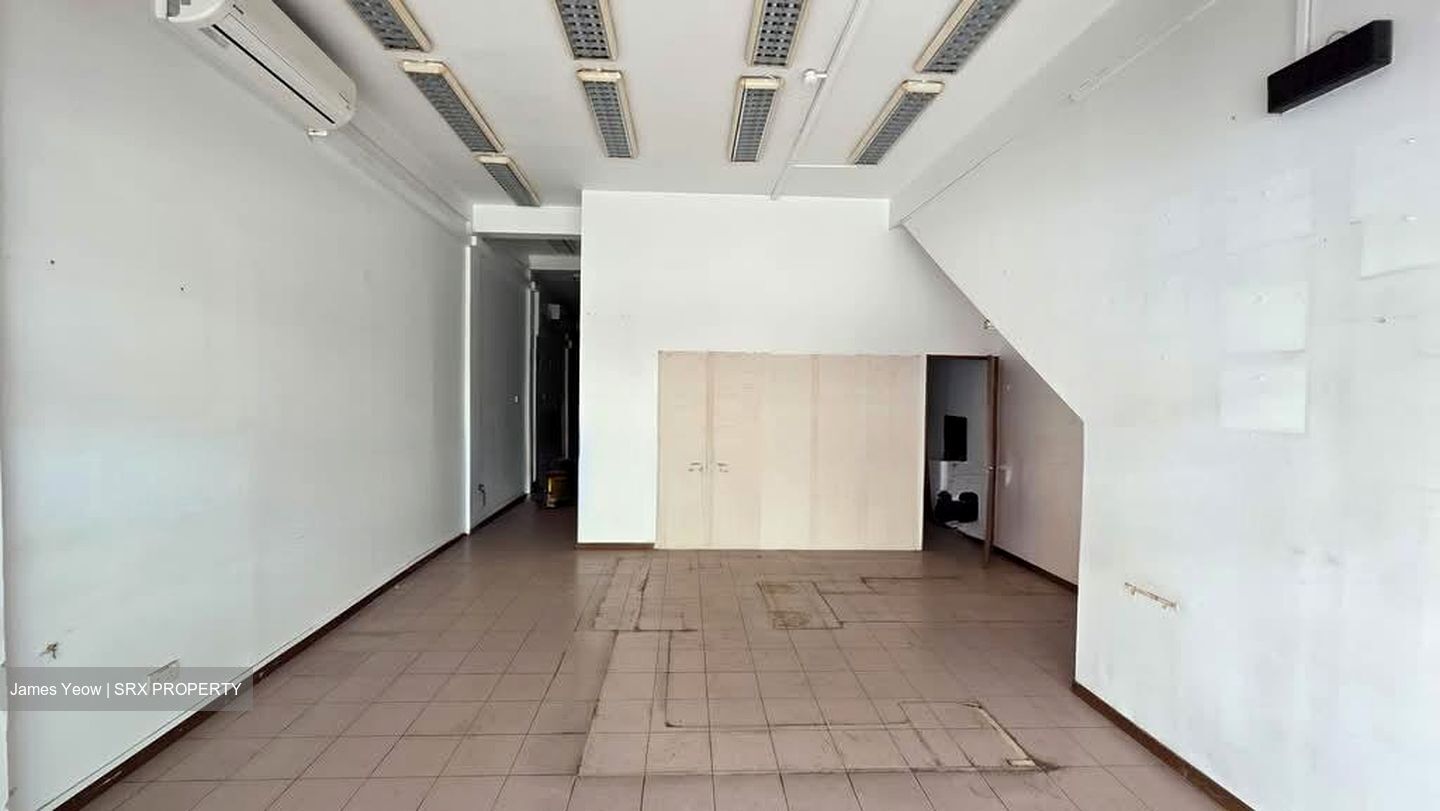 Joo Chiat Lane (D15), Shop House #570050931